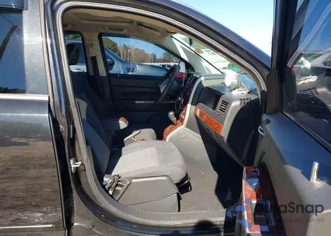 2008 Jeep Compass Sport z USA, uszkodzony, nr VIN 1J8FT47WX8D790665